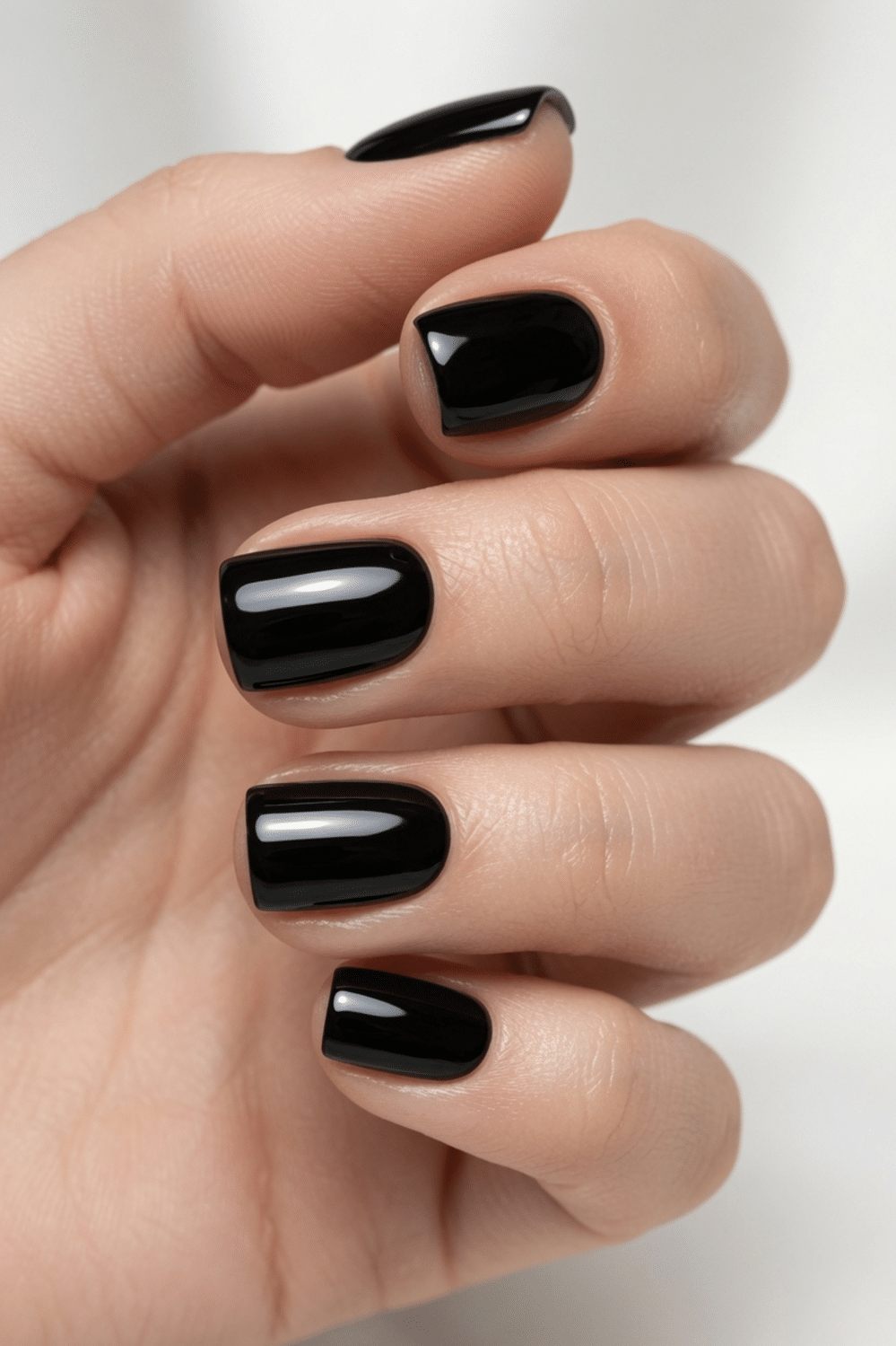 black nails short