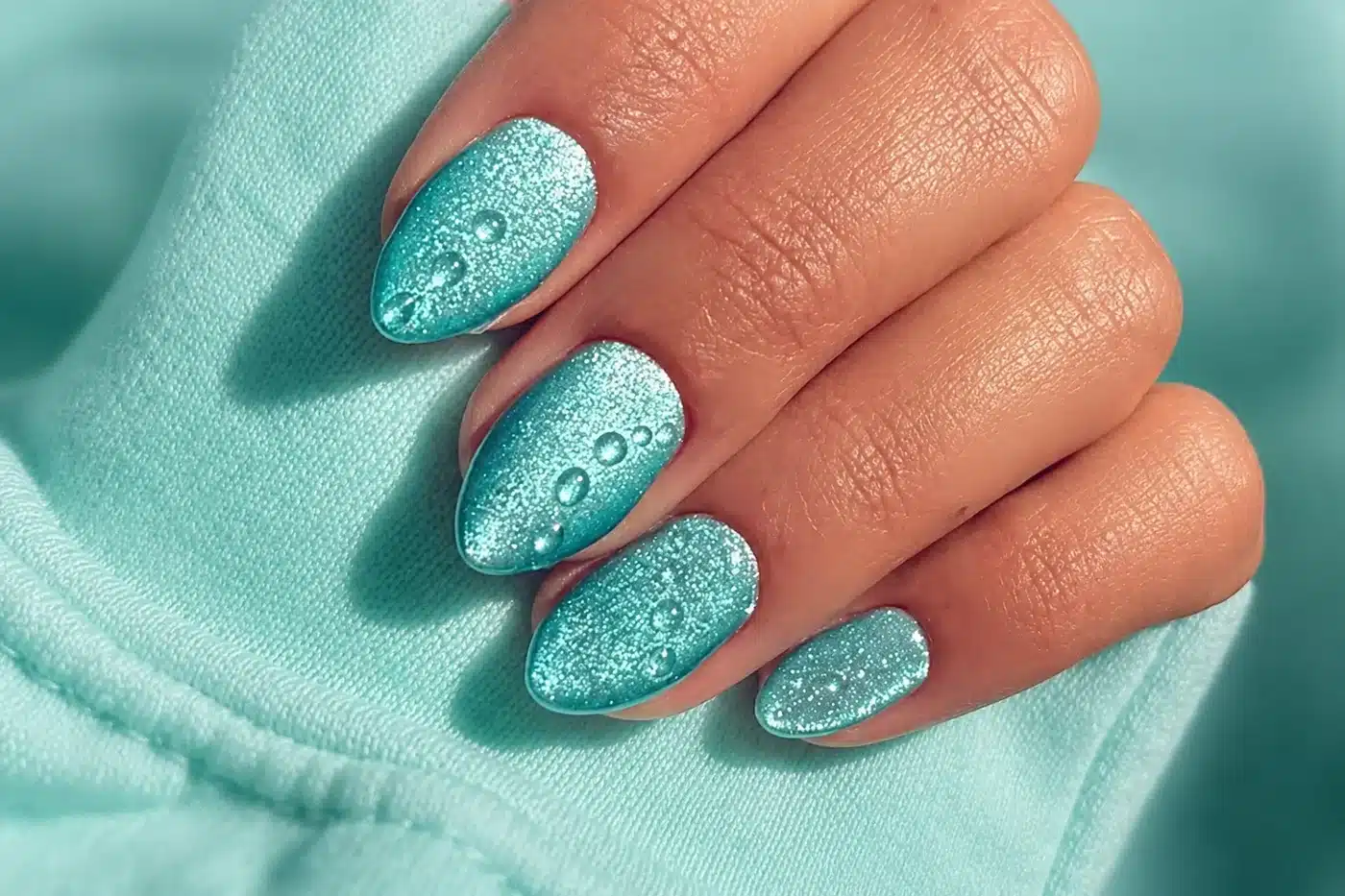 Mermaid glitter blue summer nails