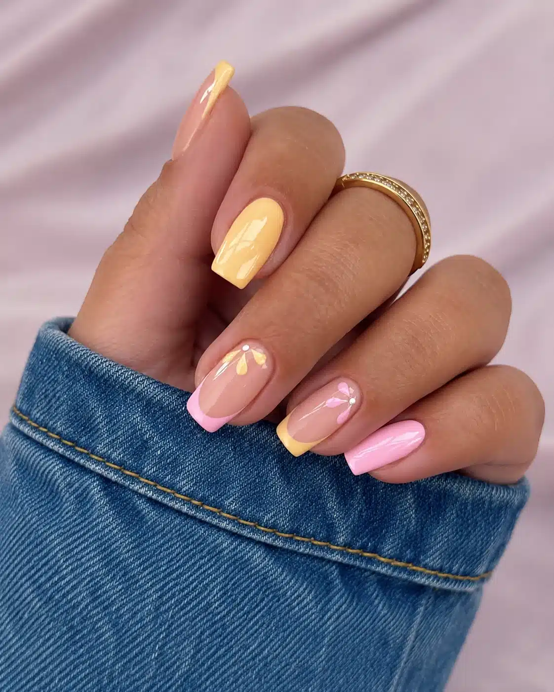 Short butter yellow and pink square nails