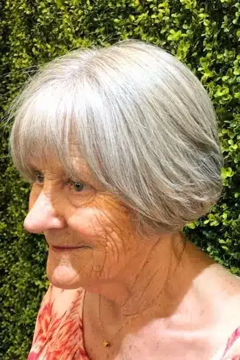 34 Elegant Short Hairstyles for Women Over 70 with Fine Hair 15 Short Hairstyles for Women Over 70 With Fine Hair - Short Bob With Face-Framing Layers Hairstyle