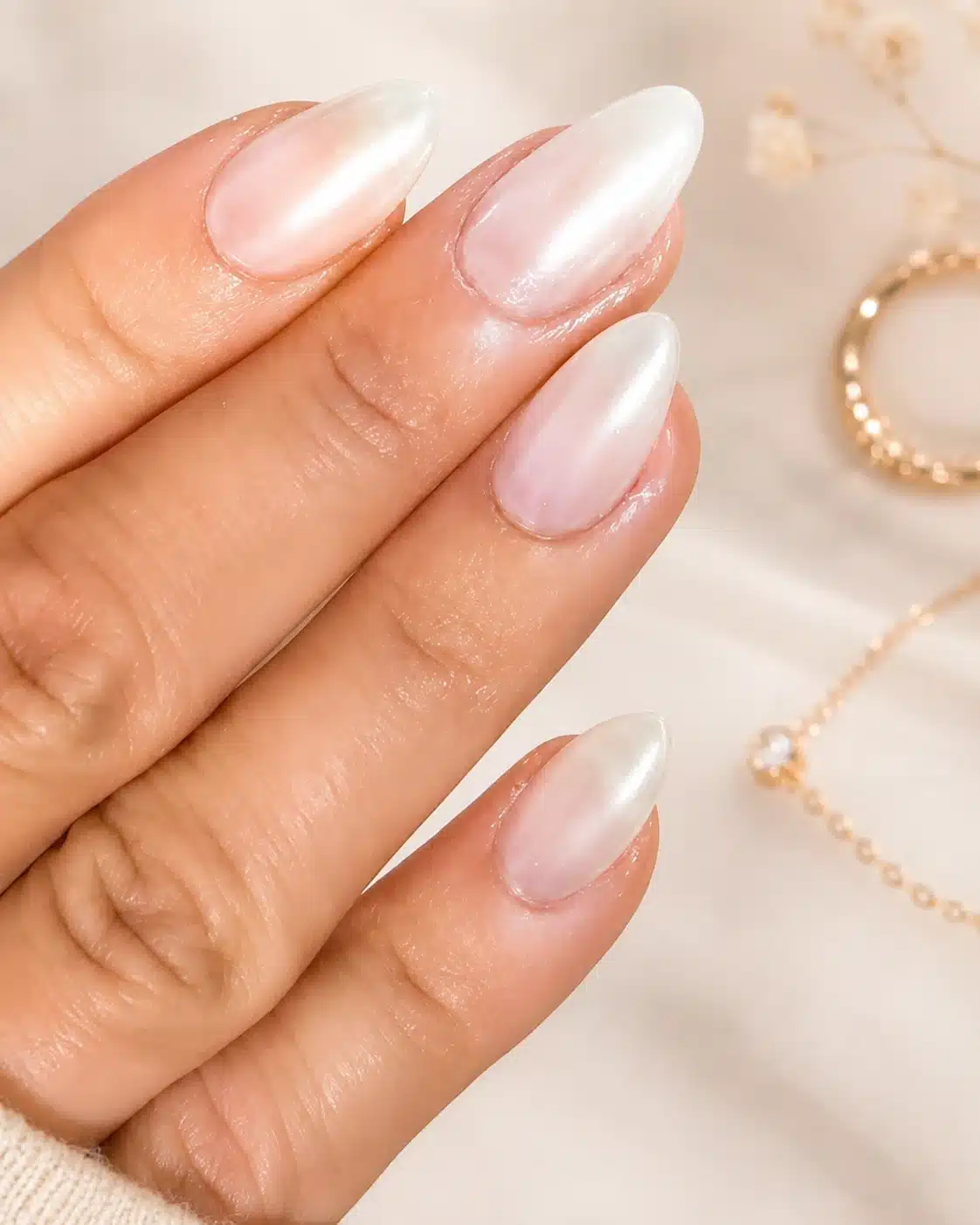 Cute Easy Summer Nail Inspo: 9 Simple Ideas for 2026 3 Pearl glazed milky almond nails for summer