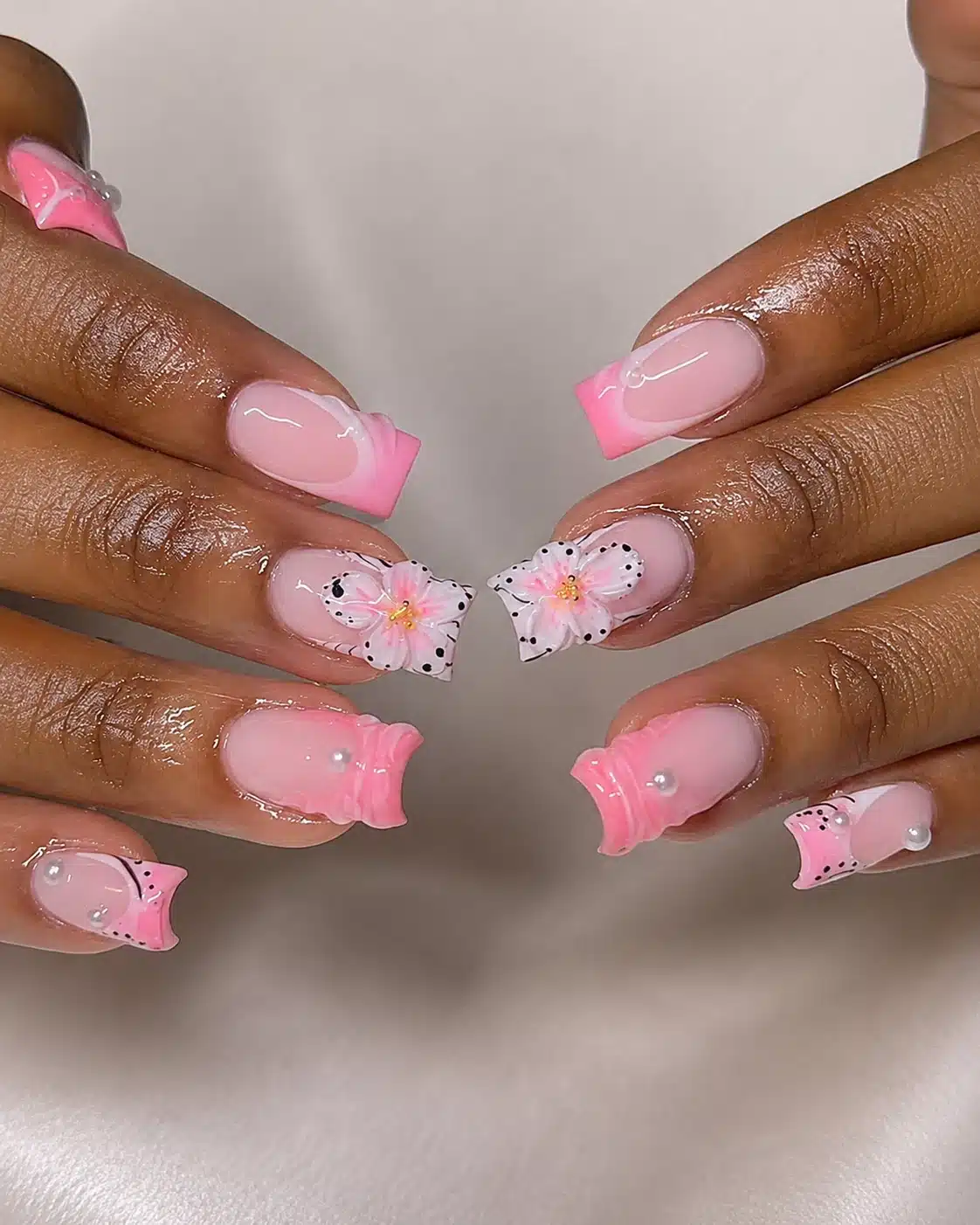 Pink daisy square summer nails