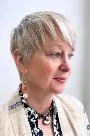 Forward-Styled Pixie With Long Side Bangs