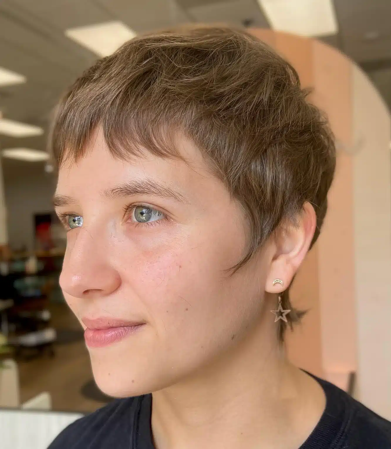 24 Short Hairstyles to Keep Your Look on Trend in 2026 22 Short feathery pixie with razor-cut layers