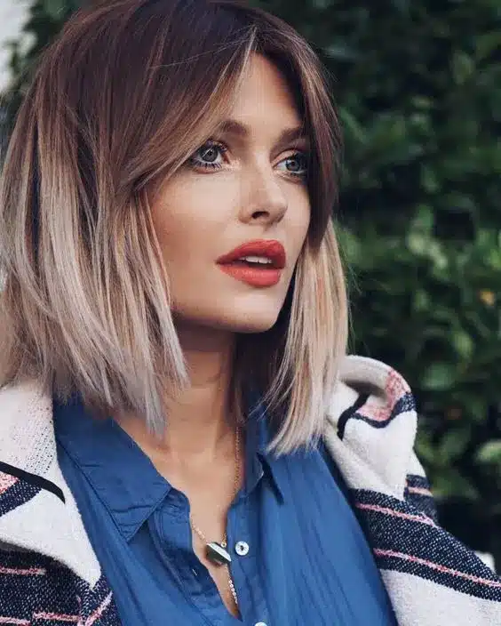 Center-Part Bangs with symmetrical medium layers