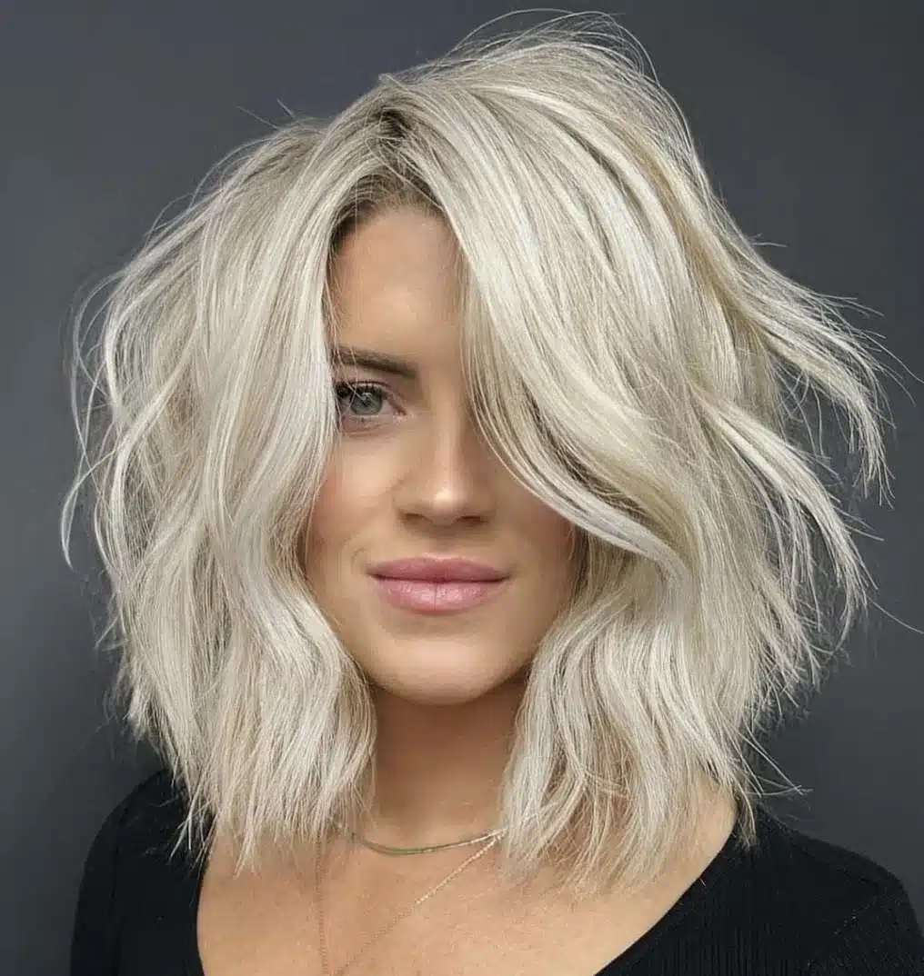 Classic Lob hairstyle with balanced length and style