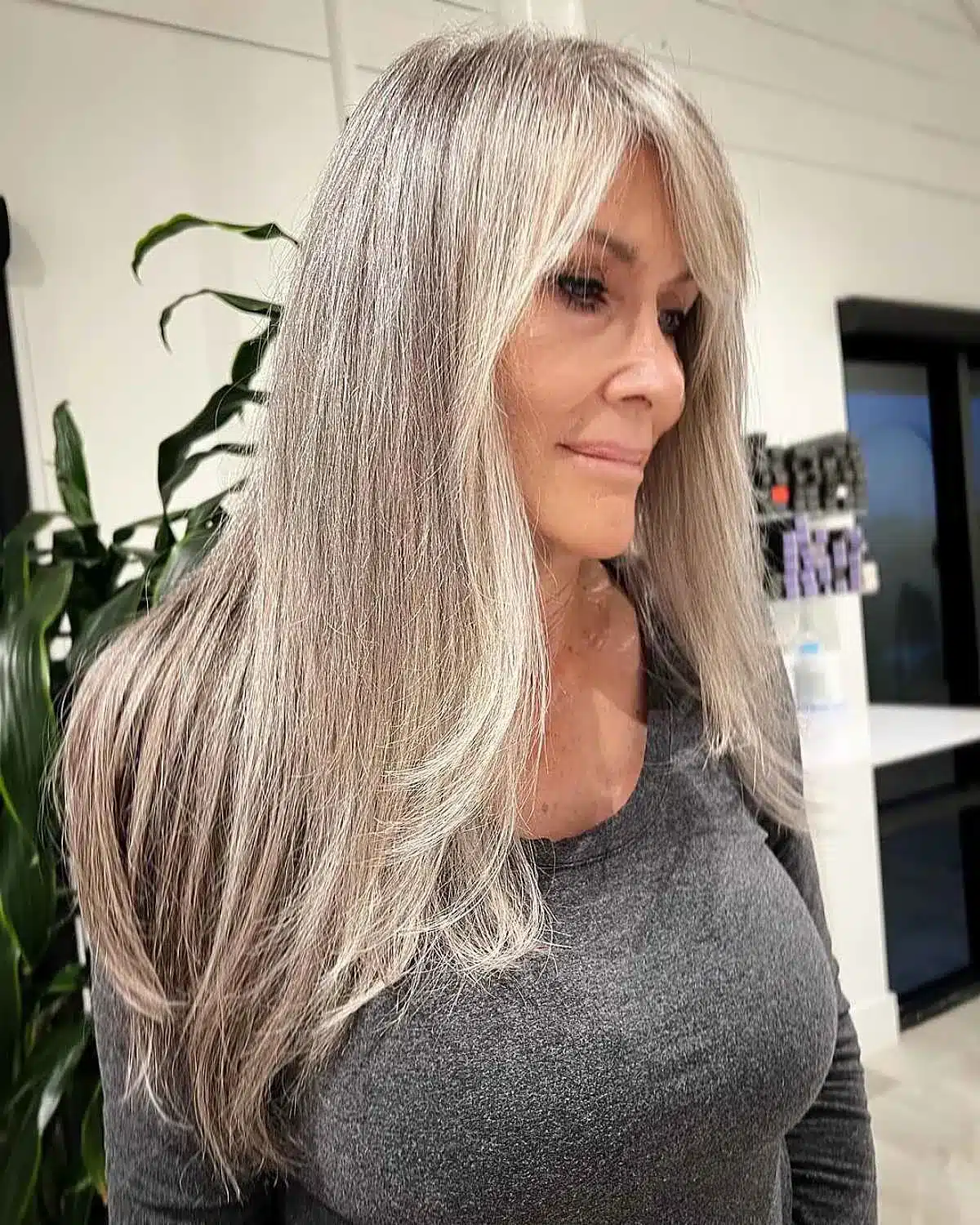 50 low maintenance hairstyles for 60 year old women with fine hair 47