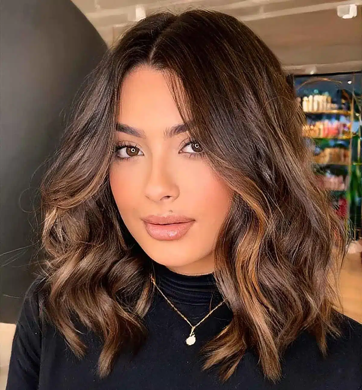 50 Low-Maintenance Medium-Length Haircuts for Busy Women 48 Low-Maintenance Medium-Length Hairstyle