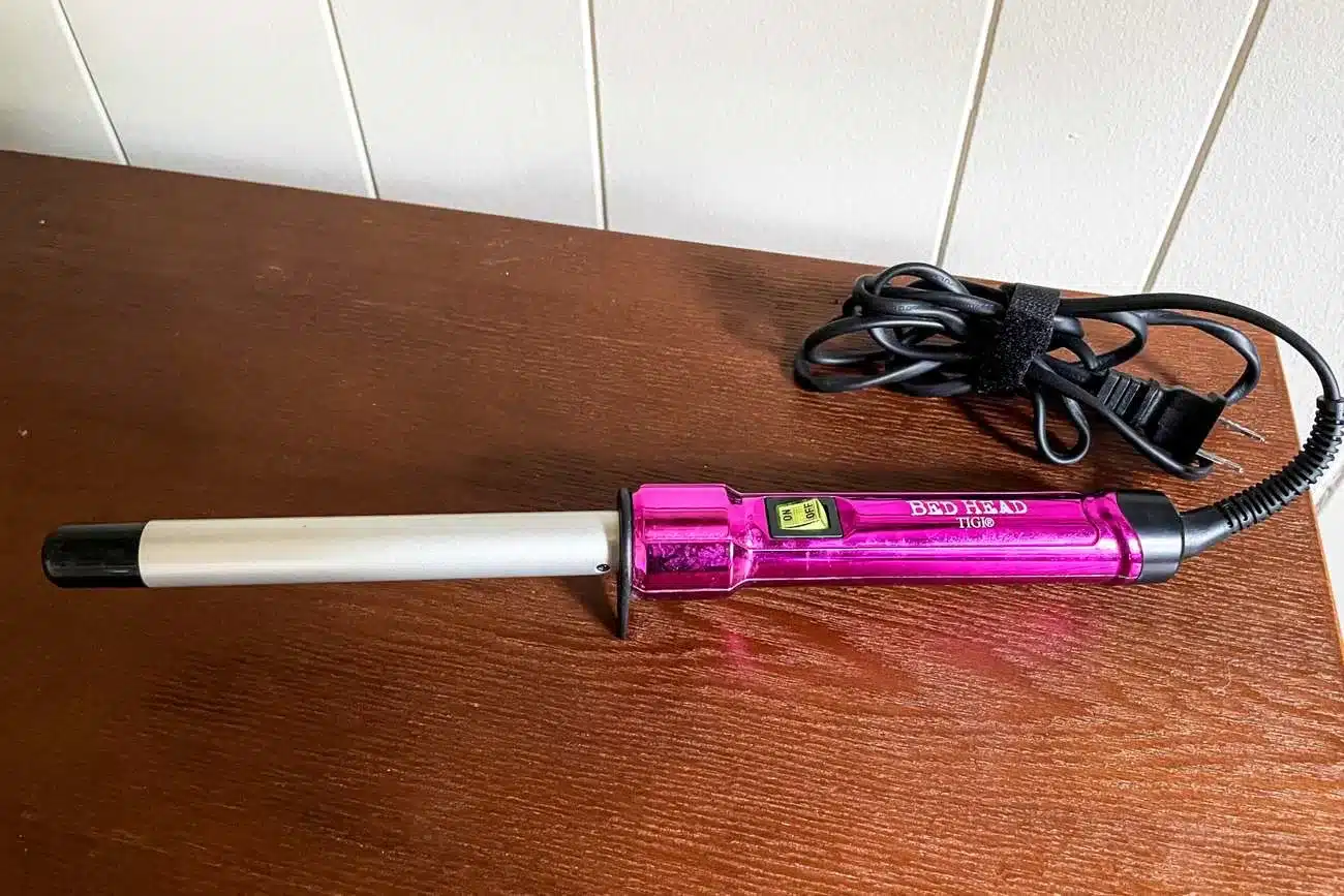 the 5 best curling irons for short hair tested on lobs bobs and everything in between 17 1