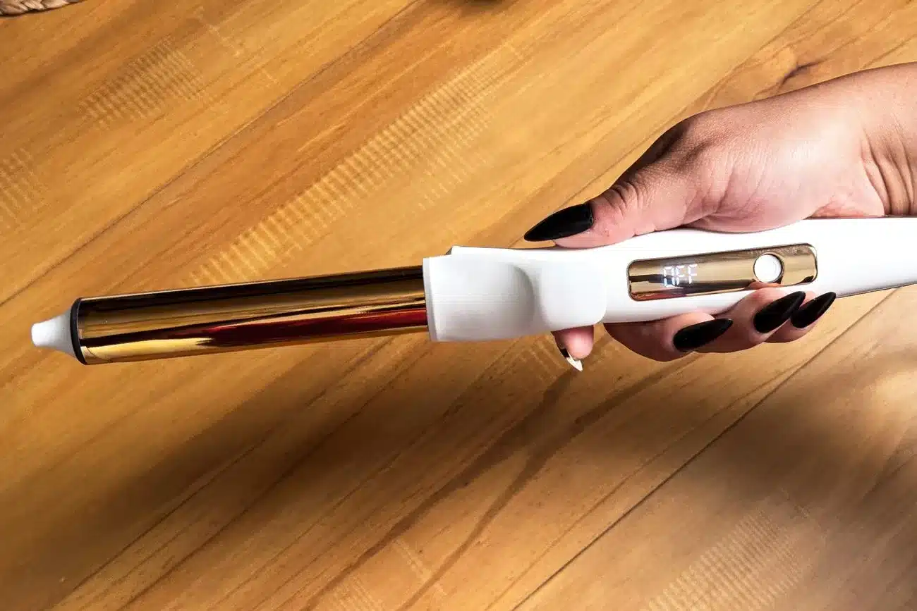 the 5 best curling irons for short hair tested on lobs bobs and everything in between 22 1