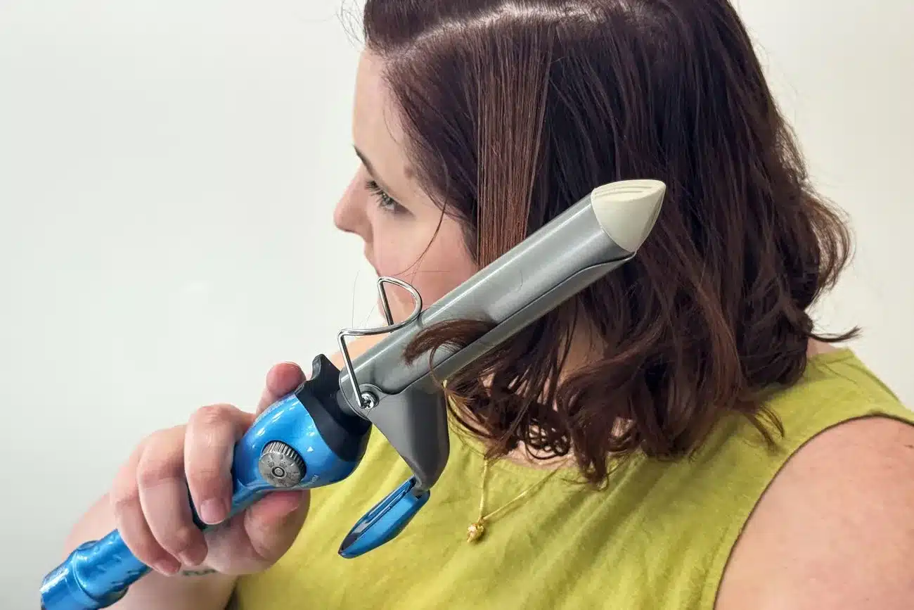 the 5 best curling irons for short hair tested on lobs bobs and everything in between 8 1